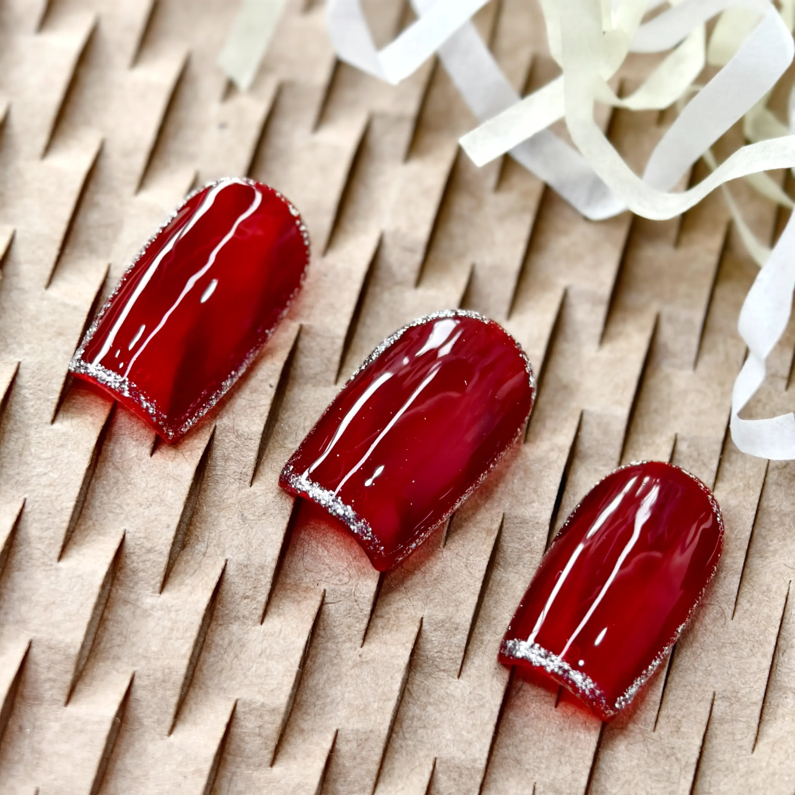 Clivia Shiny Red Press-On Nails for Daily & Party - Image 6