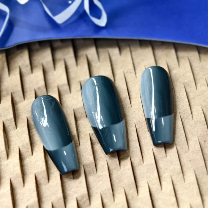 Clivia Spatial Sense Gradient Manicure Press-On Nails - Image 7