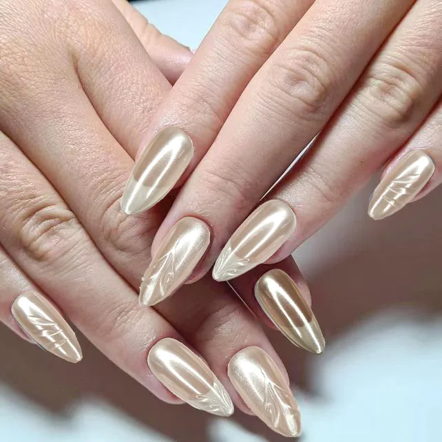 Clivia Reusable Pink & White Press-On Nails