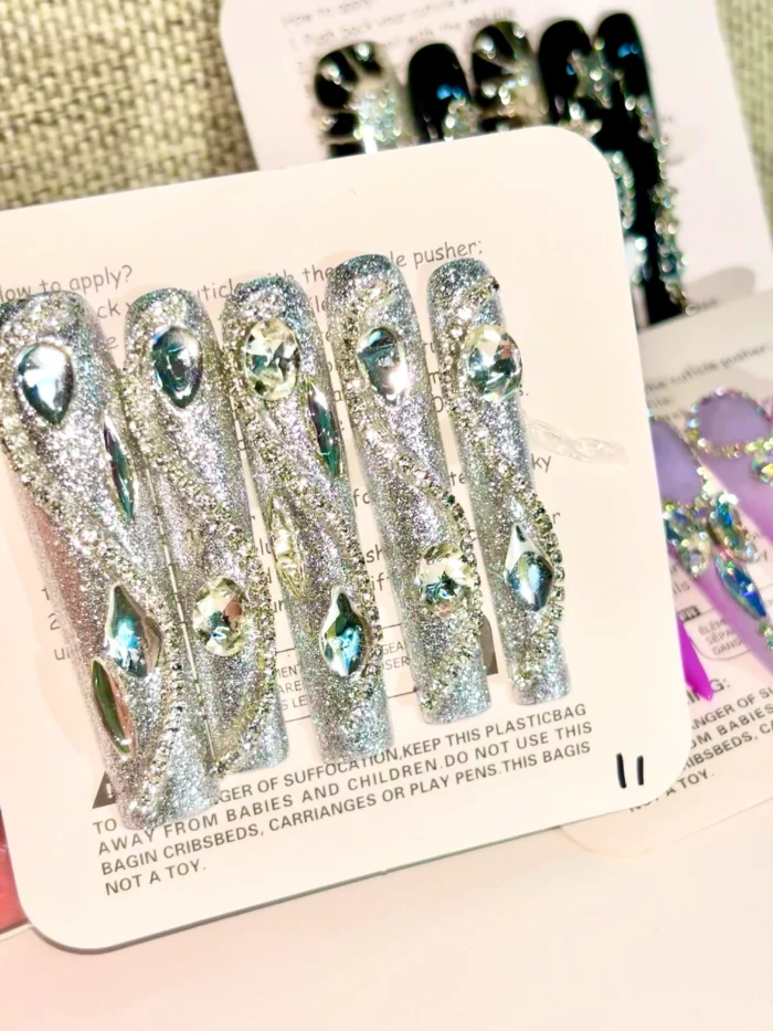 Clivia Silver Press-On Nails – Diamond Glint Design - Image 2