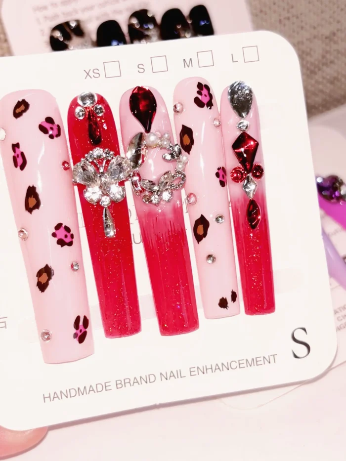 Clivia Red & Pink Press-On Nails – Leopard Print with Diamond Glint - Image 5