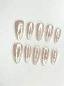 Clivia Reusable Pink & White Press-On Nails
