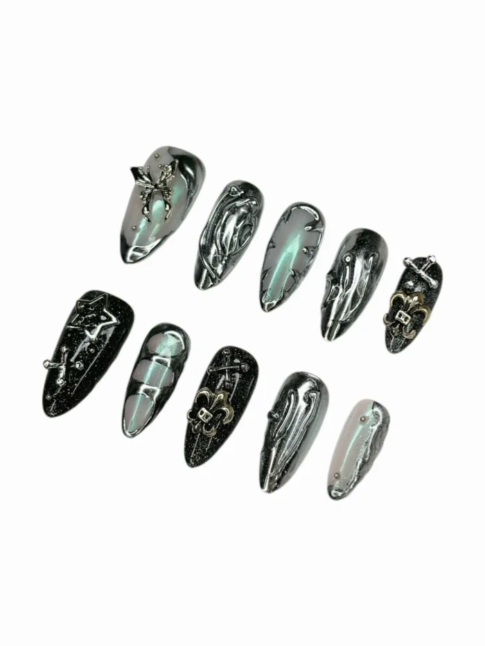 Clivia Black & Silver Press-On Nails – Butterfly & Diamond Glint Design - Image 3